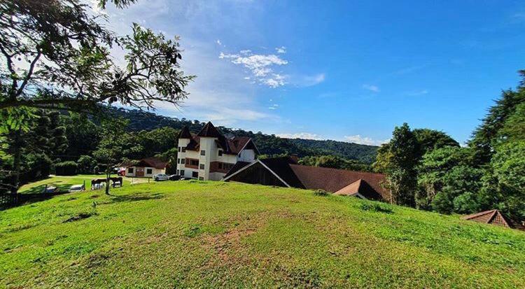 Pousada Palacio Monterei Campos do Jordão Екстериор снимка